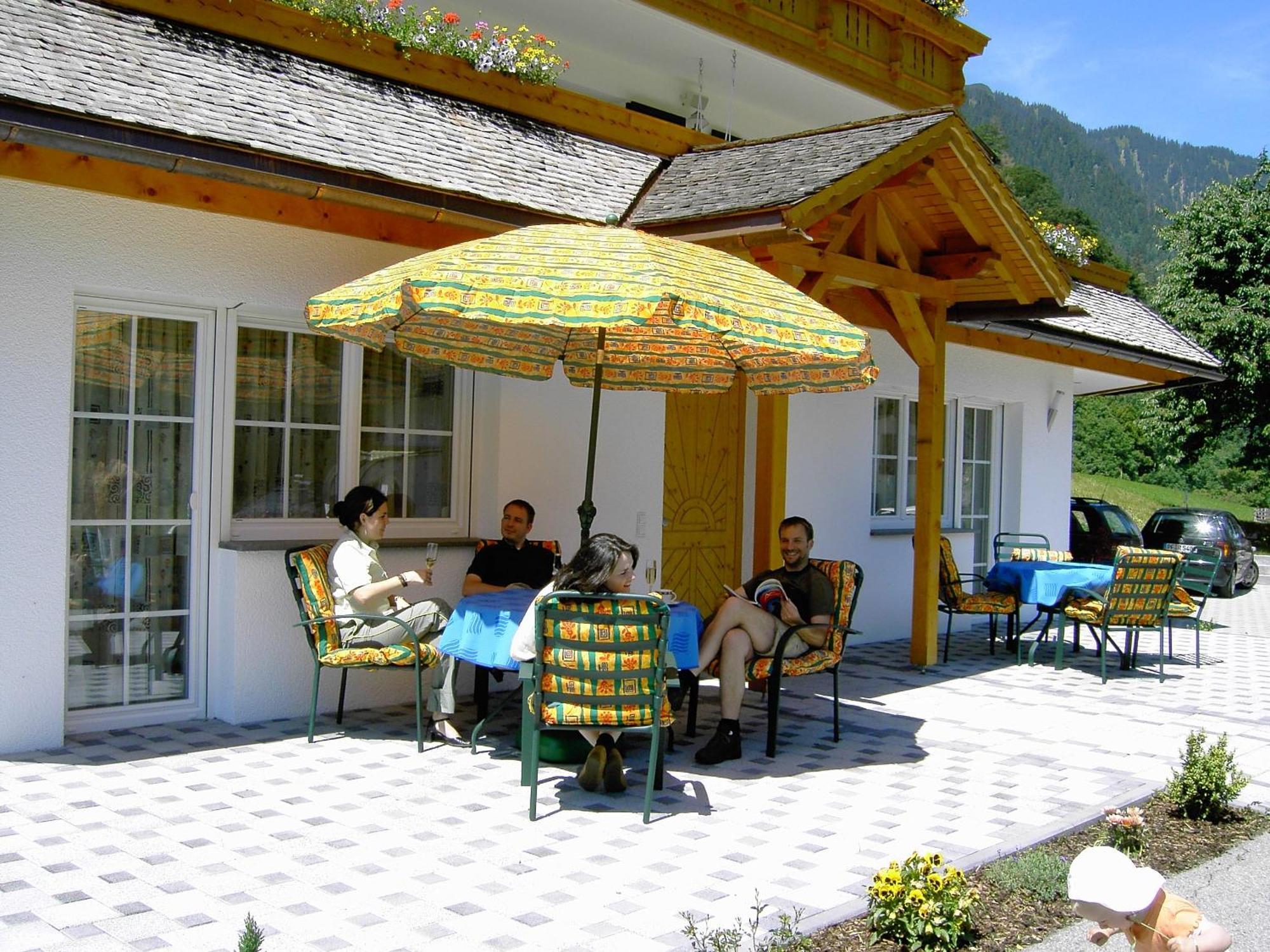 Haus Muntschnei Apartment Sankt Gallenkirch Exterior photo
